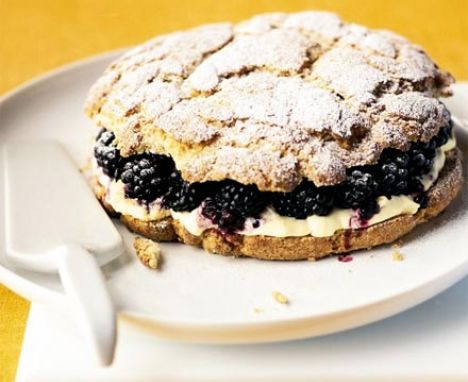 Blackberry & clotted cream shortcake 